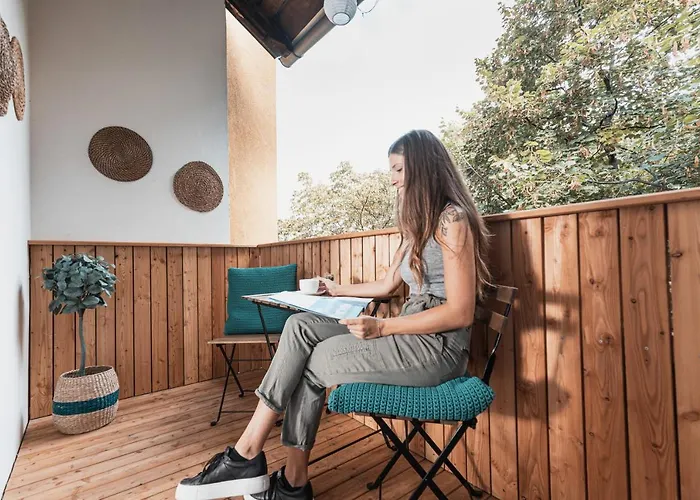 Center-apartment - Im Stadtzentrum In Perfekter Lage & Balkon Апартаменти